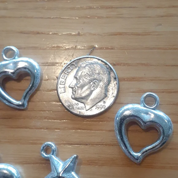 Pewter heart charm lot Hearts flowers lock angels animals & more jewelry crafts - Picture 4 of 5